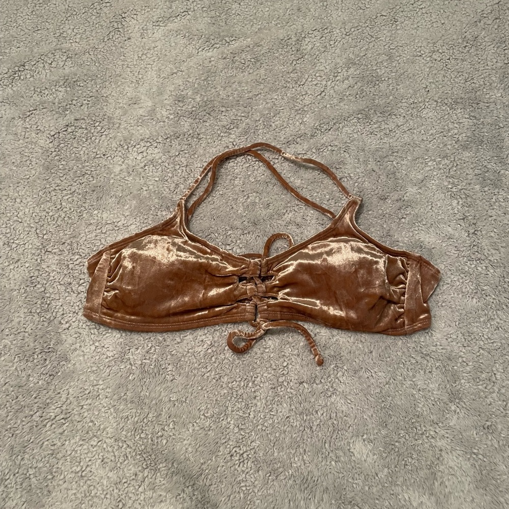 NWOT pink crushed velvet bikini top with cross tie back